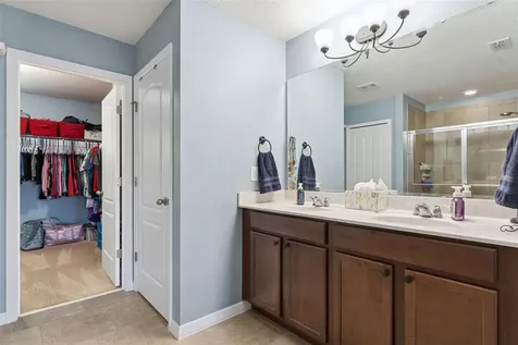 3541 Oak Cliff Boulevard Tavares FL 32778