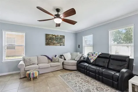 3541 Oak Cliff Boulevard Tavares FL 32778