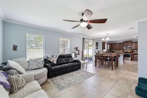 3541 Oak Cliff Boulevard Tavares FL 32778