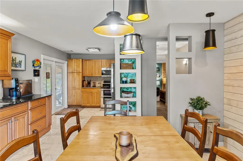 1105 55th St S Gulfport FL 33707