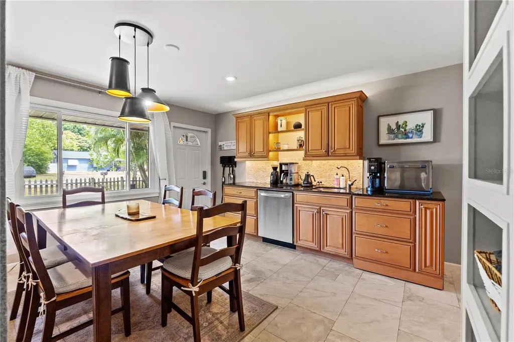 1105 55th St S Gulfport FL 33707