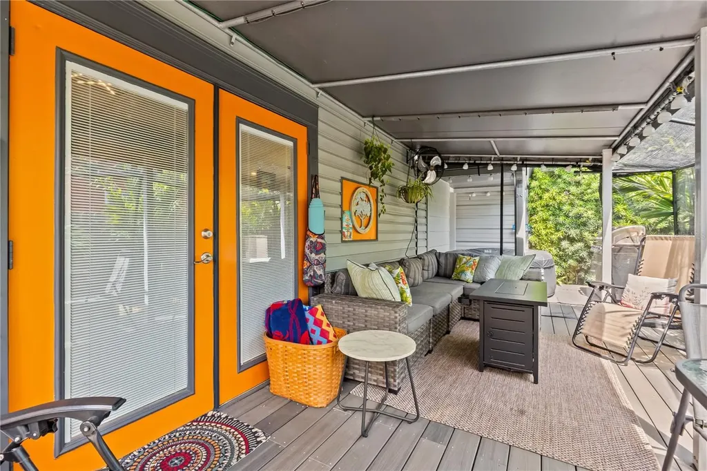 1105 55th St S Gulfport FL 33707