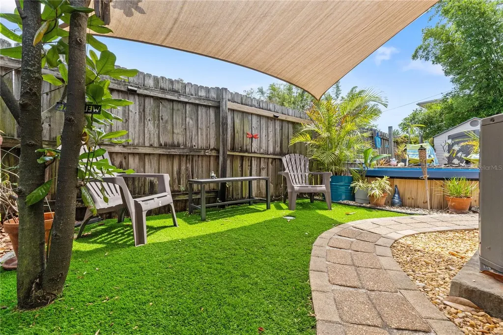 1105 55th St S Gulfport FL 33707