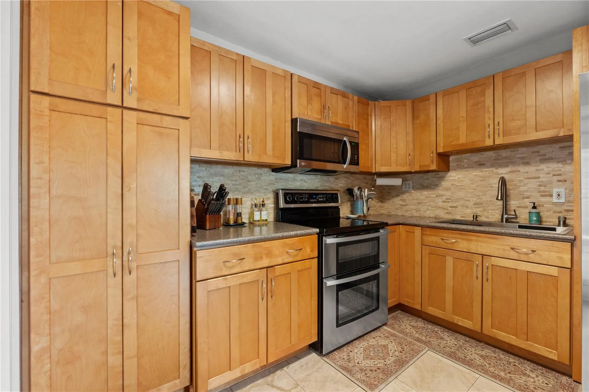 1105 55th St S Gulfport FL 33707