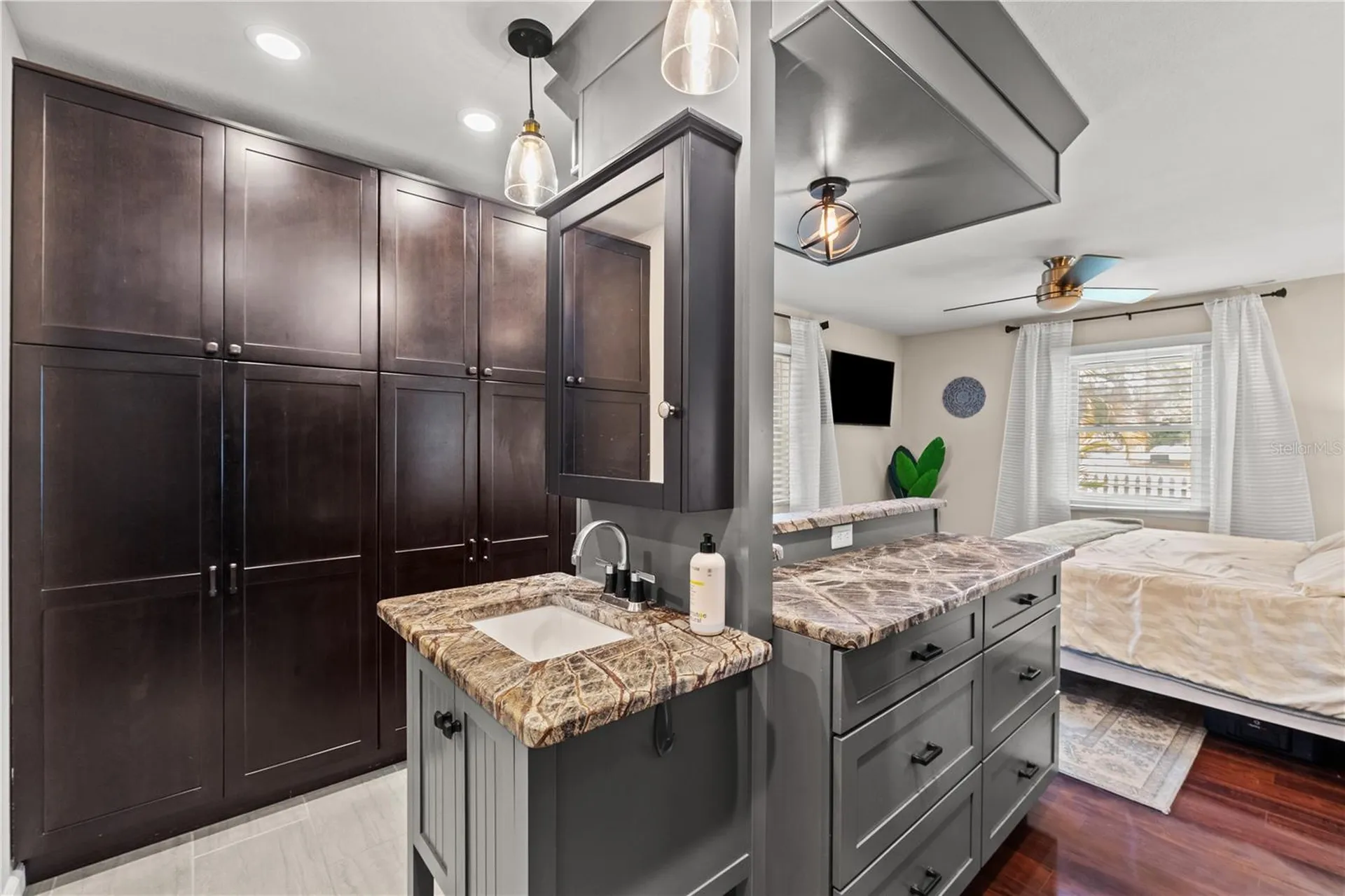 1105 55th St S Gulfport FL 33707