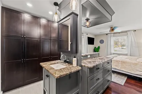 1105 55th St S Gulfport FL 33707