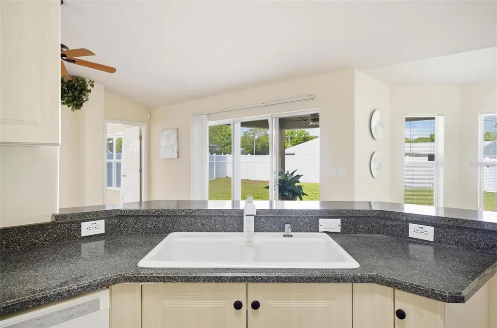 81 Freemont Palm Coast FL 32137