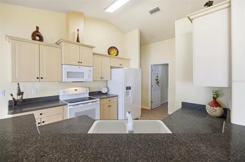 81 Freemont Palm Coast FL 32137