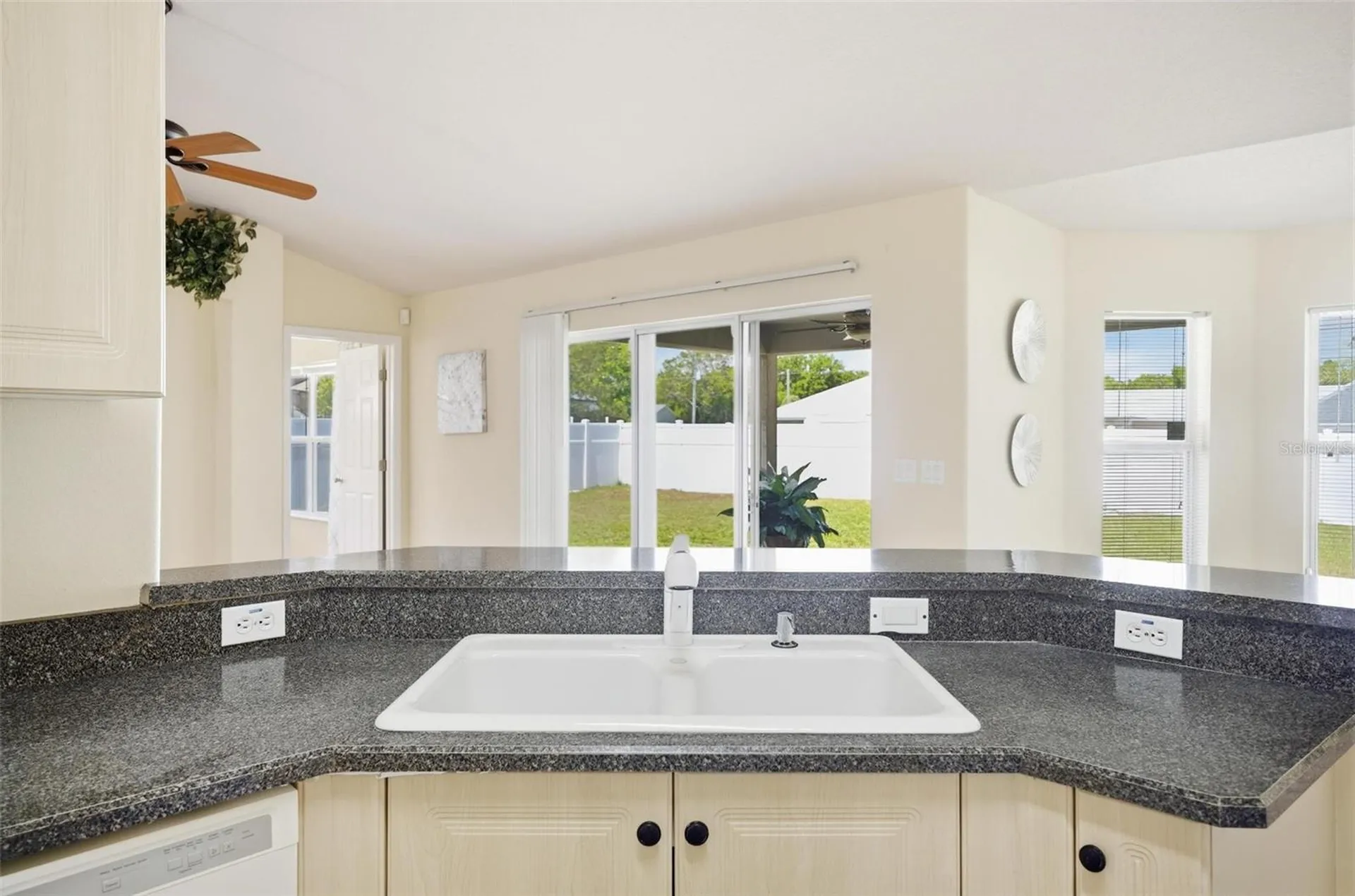 81 Freemont Palm Coast FL 32137