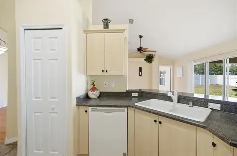 81 Freemont Turn Palm Coast FL 32137