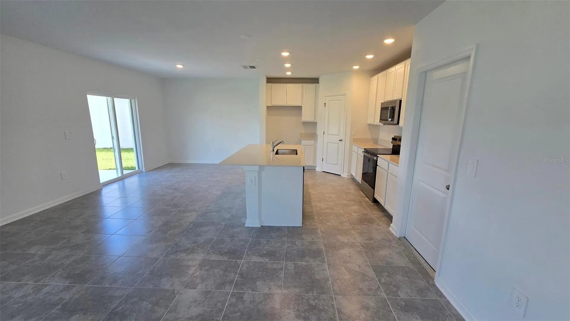 1449 Cumberland Avenue Davenport FL 33837