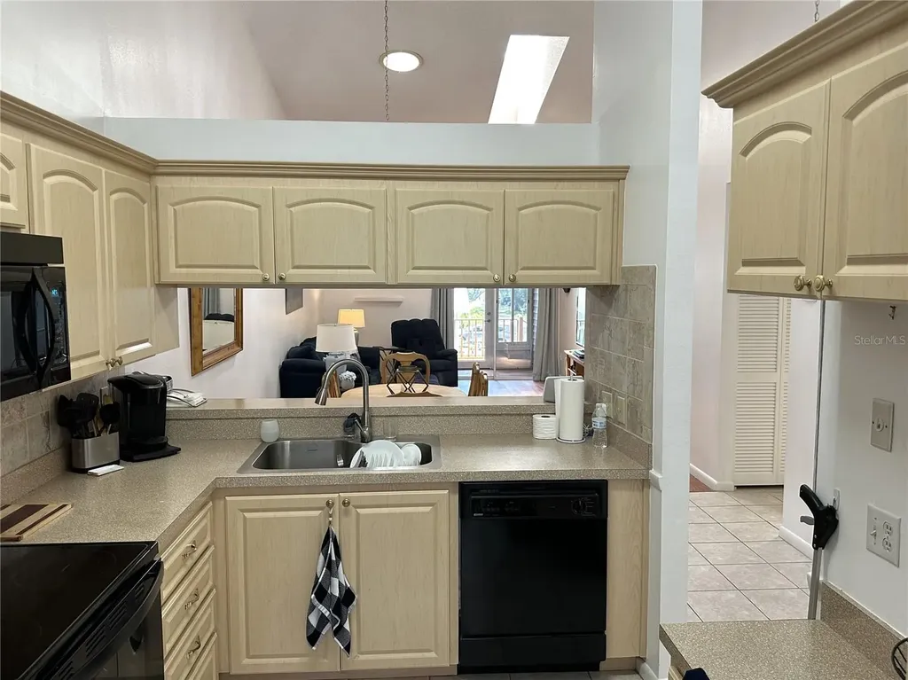 39650 Us Highway 19 N Tarpon Springs FL 34689