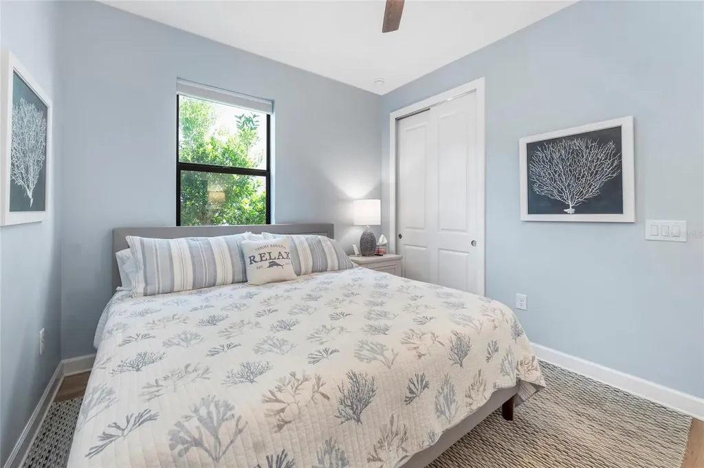 5437 Silverside Pine Court Bradenton FL 34211