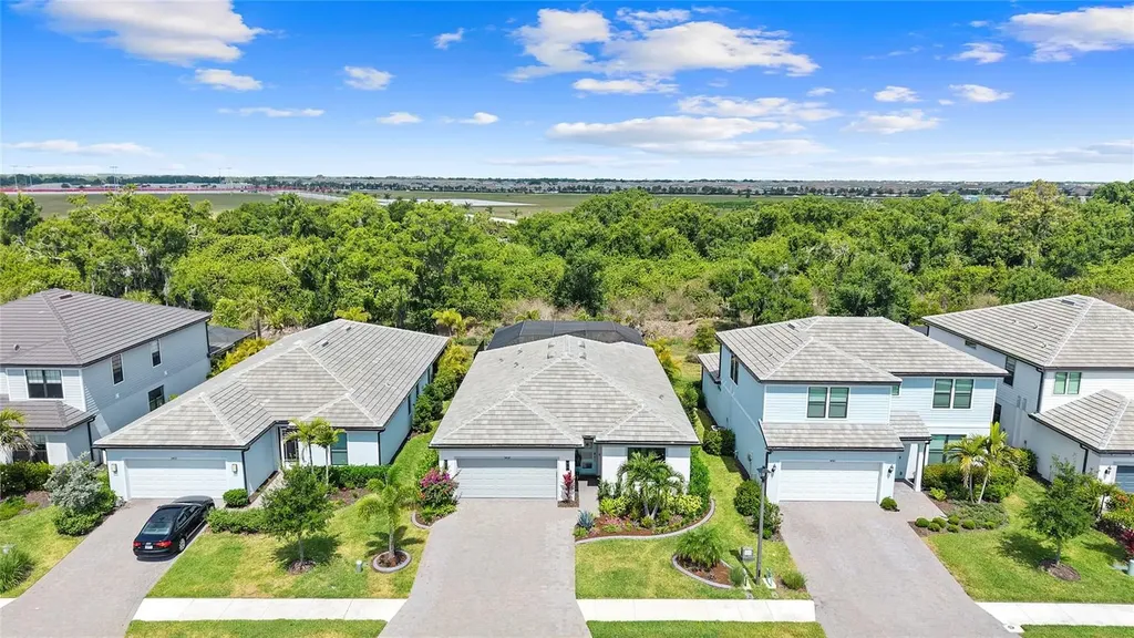 5437 Silverside Pine Court Bradenton FL 34211