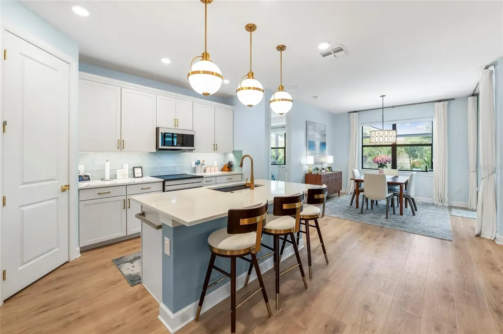 5437 Silverside Pine Court Bradenton FL 34211