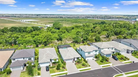 5437 Silverside Pine Court Bradenton FL 34211