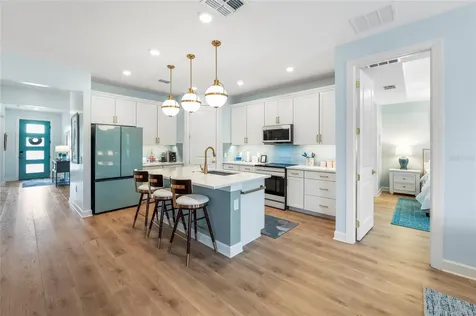 5437 Silverside Pine Court Bradenton FL 34211