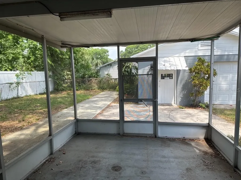815 W Plymouth Street Tampa FL 33603