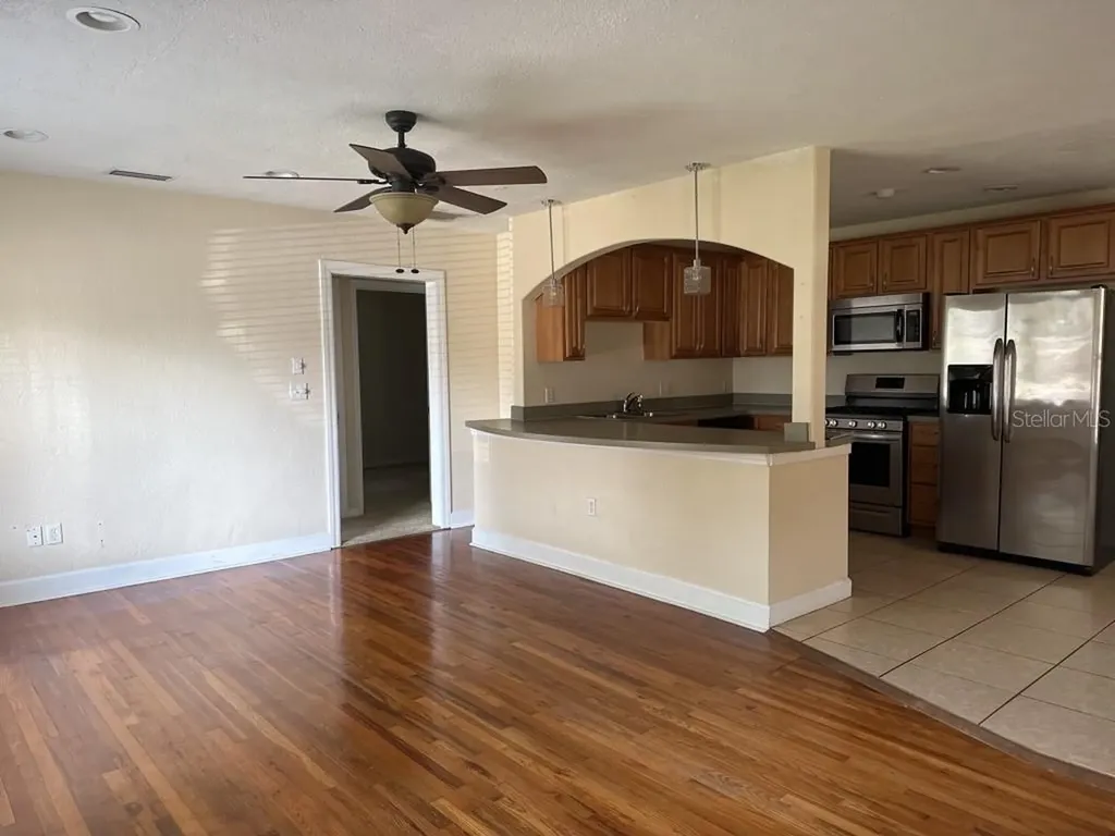 815 W Plymouth Street Tampa FL 33603