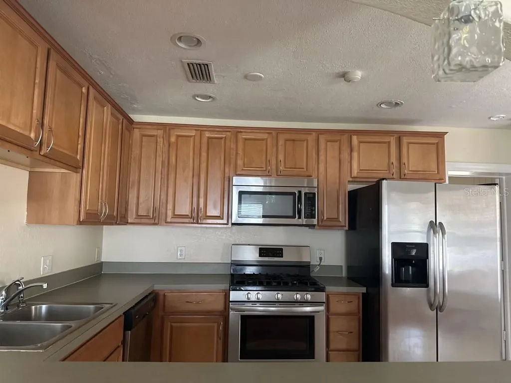 815 W Plymouth Street Tampa FL 33603