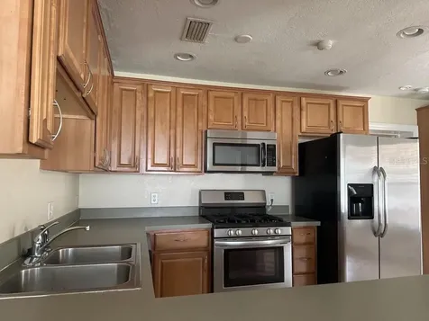 815 W Plymouth Street Tampa FL 33603