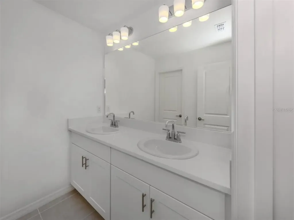 11228 Fieldstone Drive Palmetto FL 34221