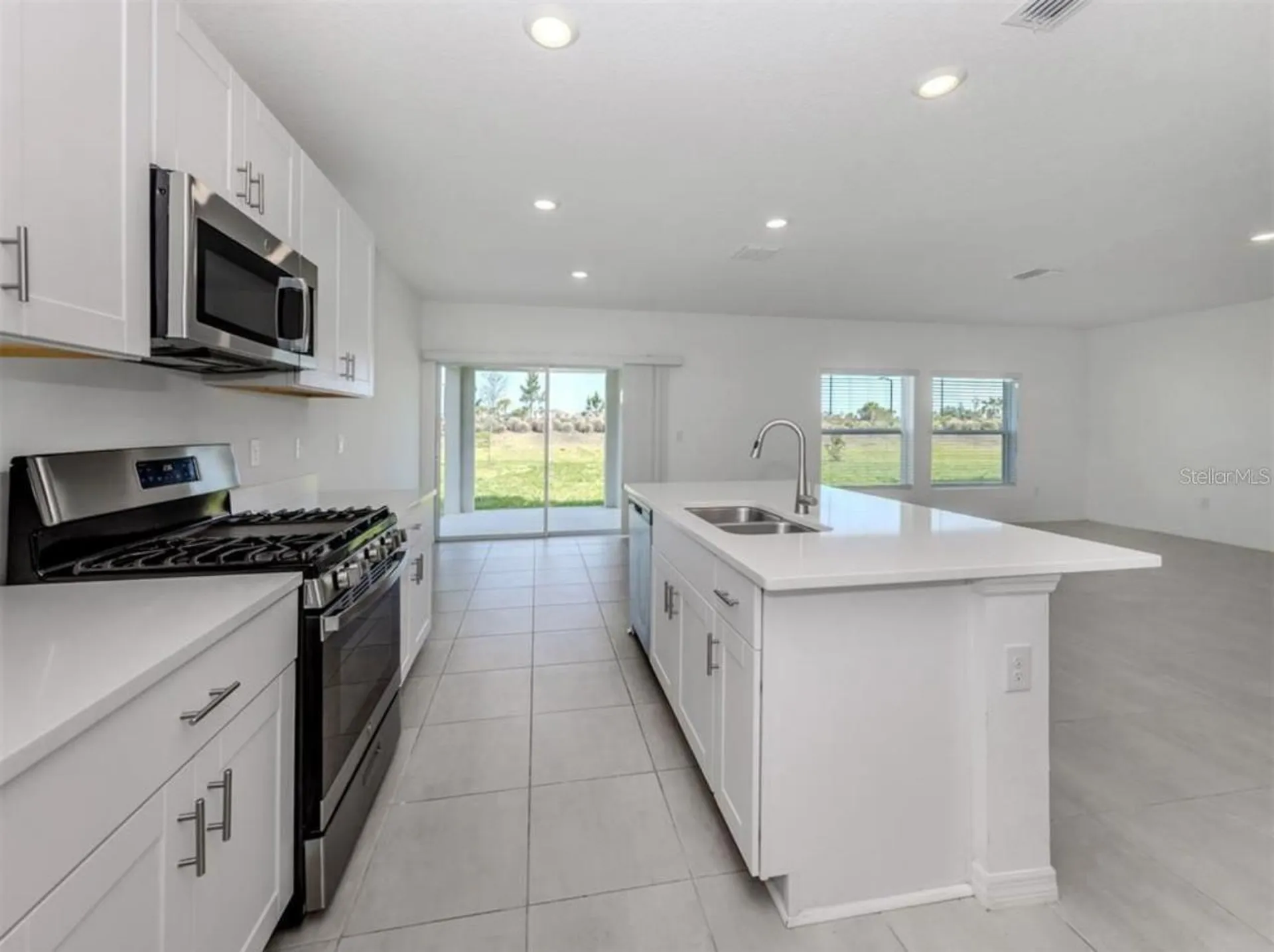 11228 Fieldstone Drive Palmetto FL 34221
