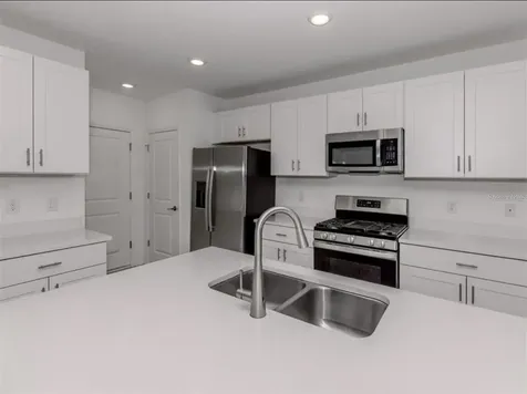 11228 Fieldstone Drive Palmetto FL 34221