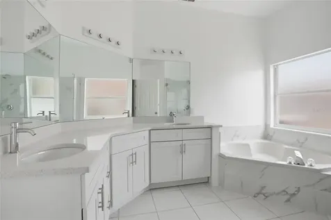 2415 Timothy Lane Kissimmee FL 34743