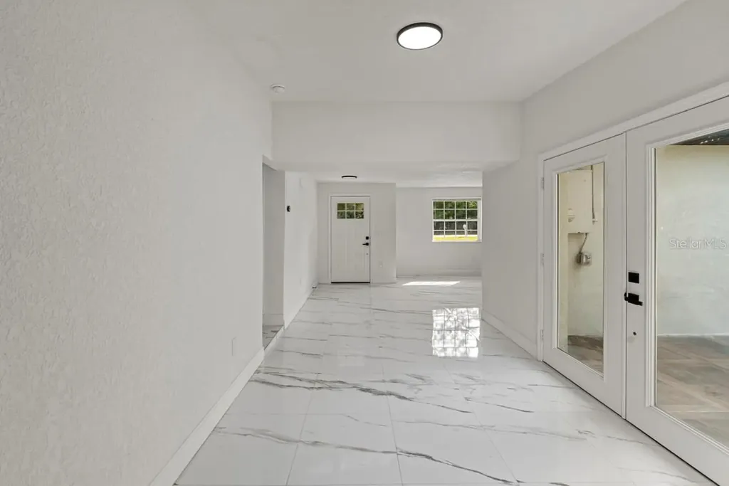 1602 S Tanner Road Orlando FL 32833