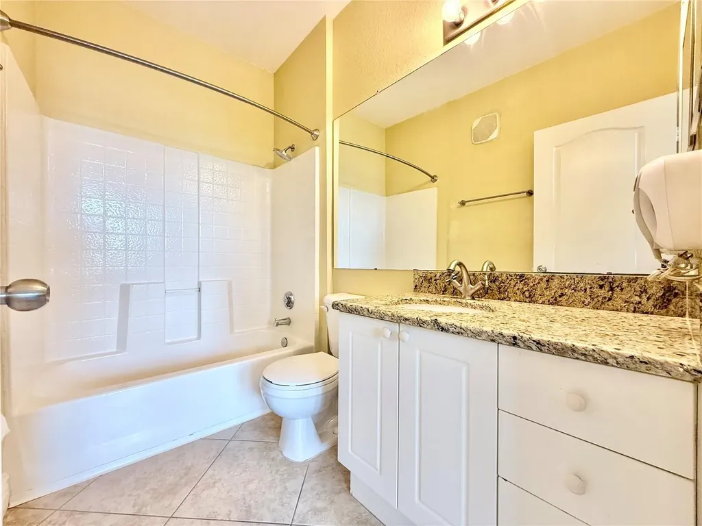 2747 Via Capri Clearwater FL 33764