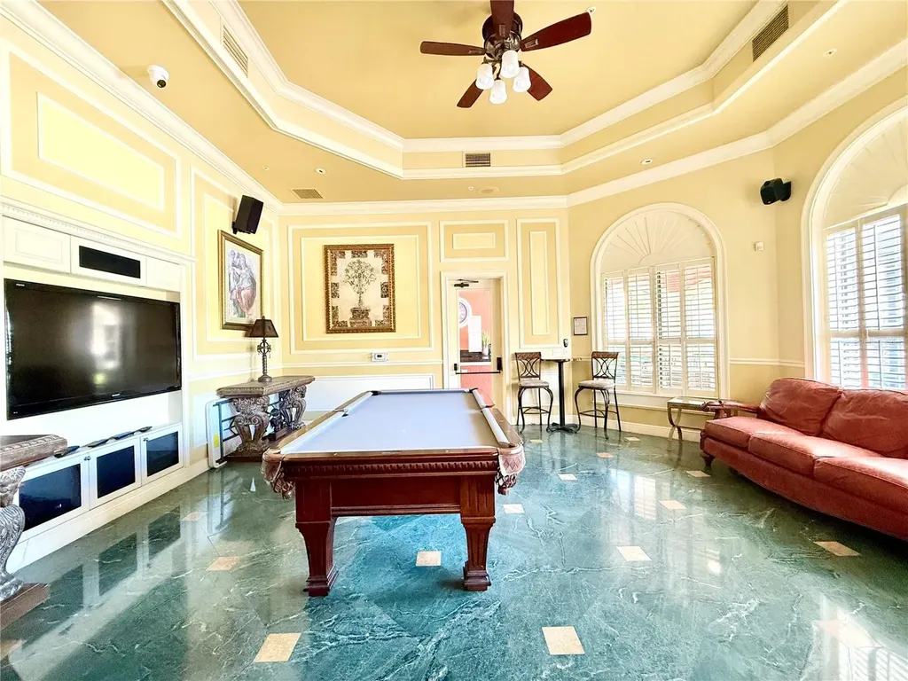 2747 Via Capri Clearwater FL 33764