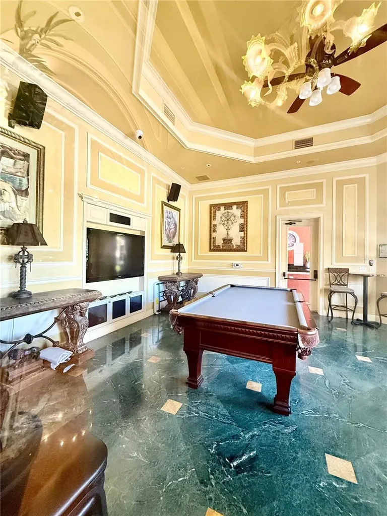 2747 Via Capri Clearwater FL 33764
