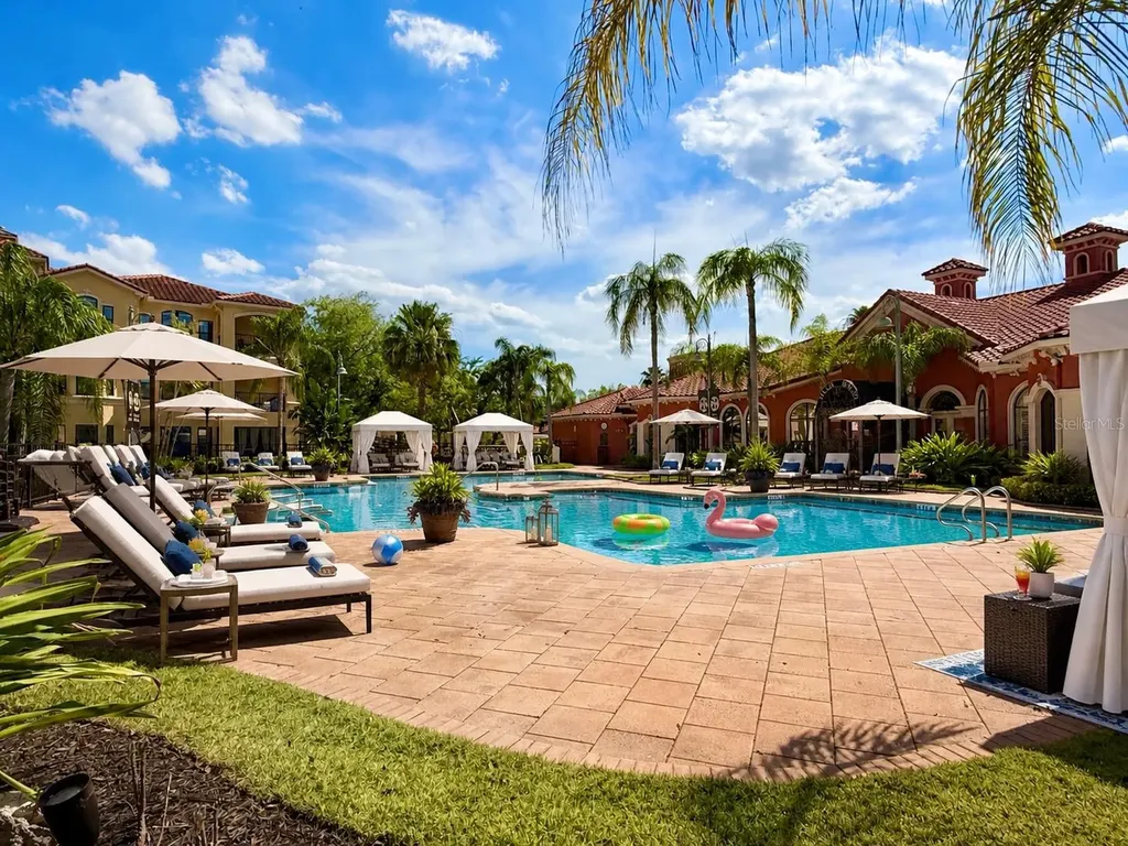 2747 Via Capri Clearwater FL 33764