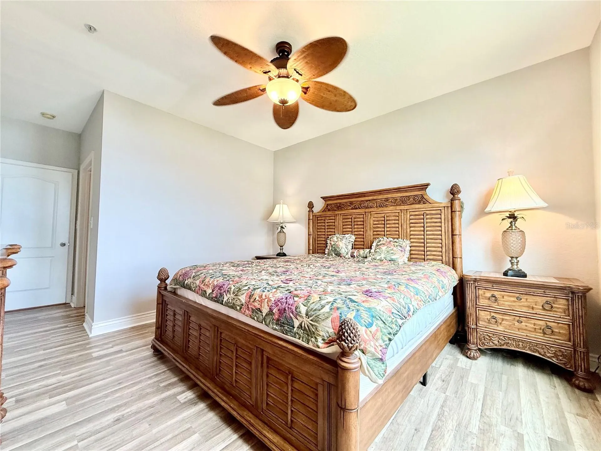 2747 Via Capri Clearwater FL 33764