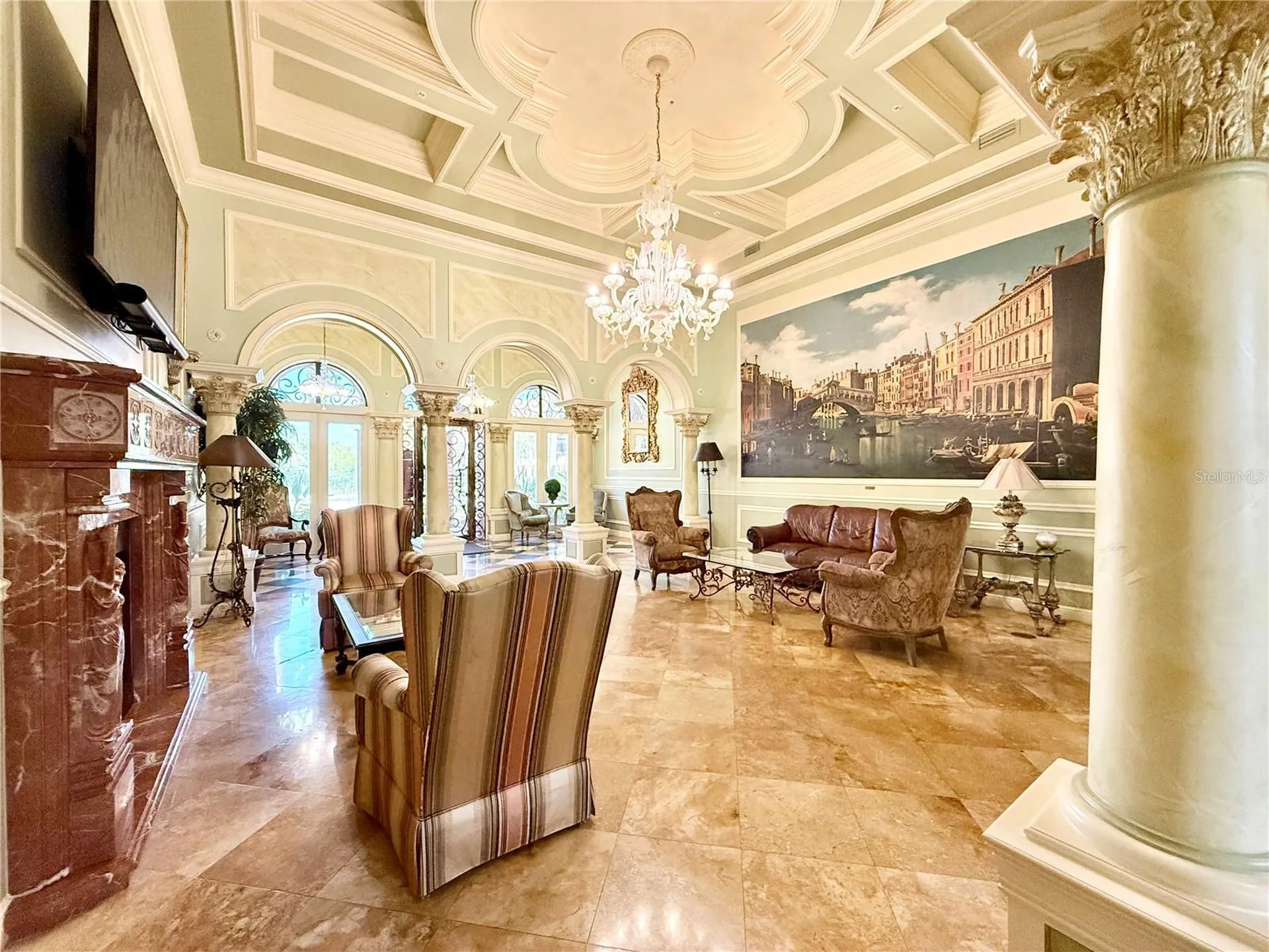 2747 Via Capri Clearwater FL 33764