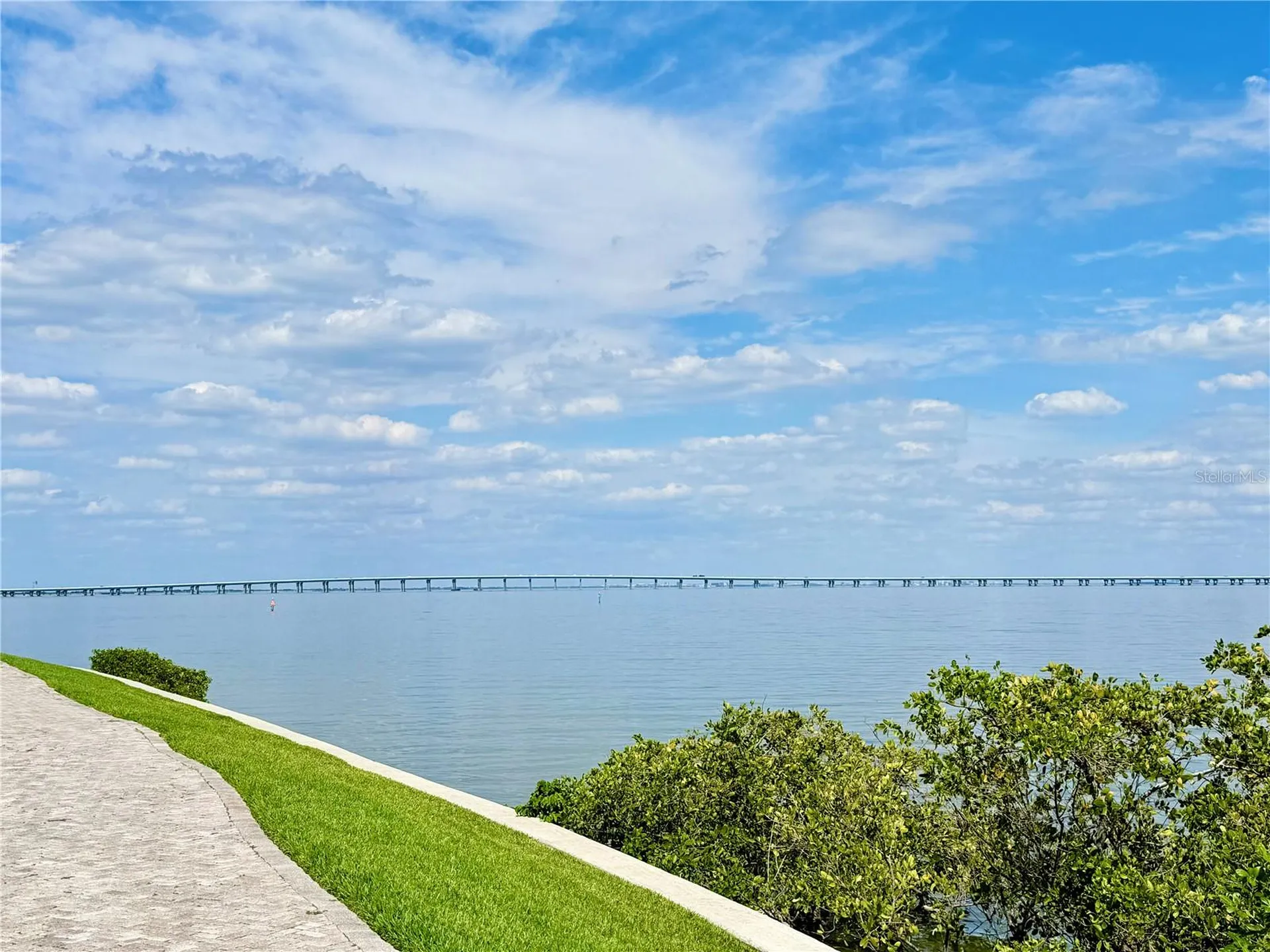 2747 Via Capri Clearwater FL 33764