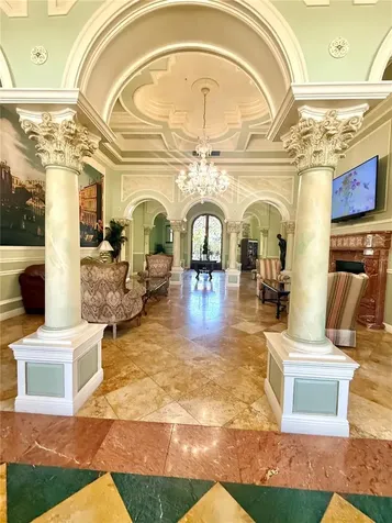 2747 Via Capri Clearwater FL 33764