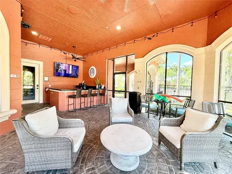 2747 Via Capri Clearwater FL 33764