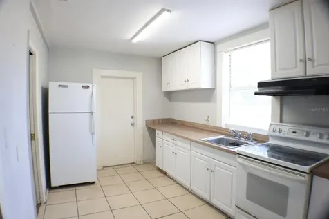 3113 E North Bay Street Tampa FL 33610