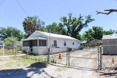 3113 E North Bay Street Tampa FL 33610
