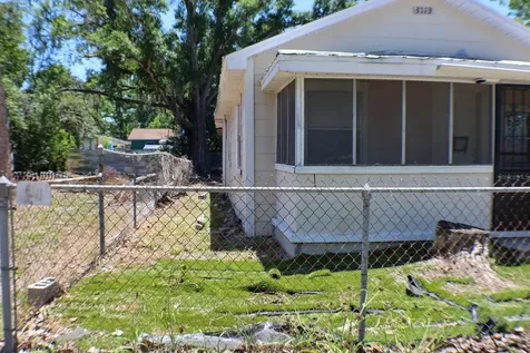 3113 E North Bay Street Tampa FL 33610
