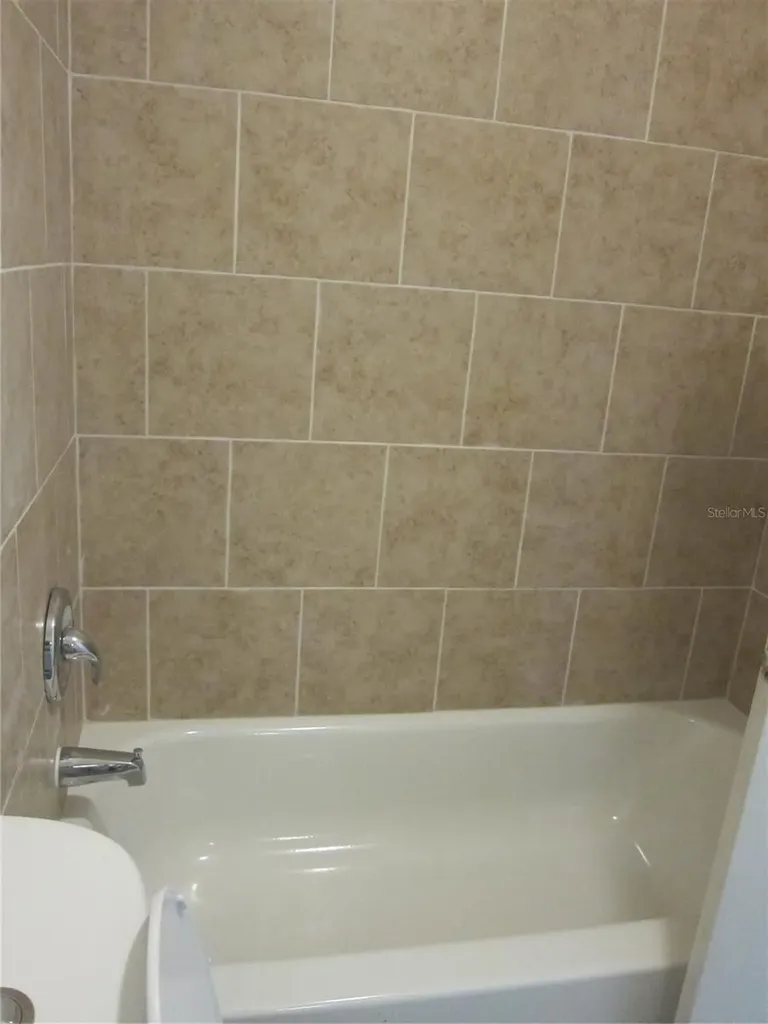 317 SE 8th Street Gainesville FL 32601