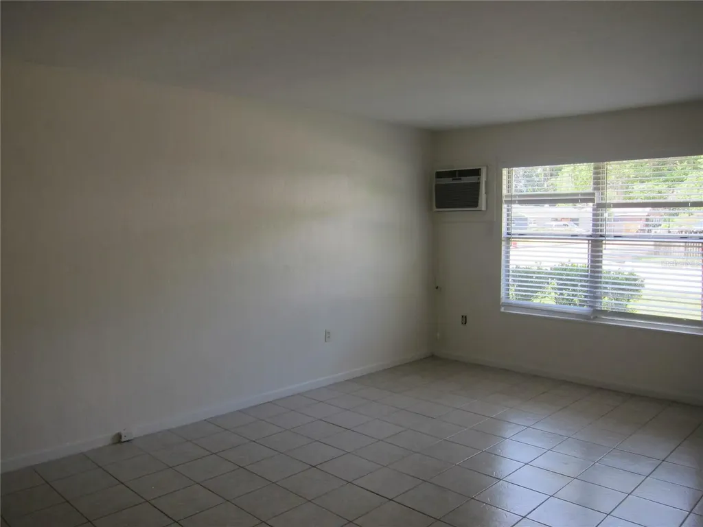 317 SE 8th Street Gainesville FL 32601