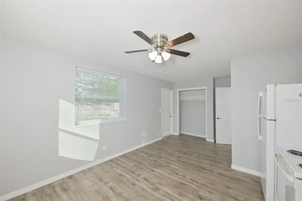 1956 Mcmullen Road Largo FL 33771