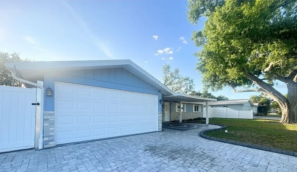 5521 Yorkshire Way Sarasota FL 34231