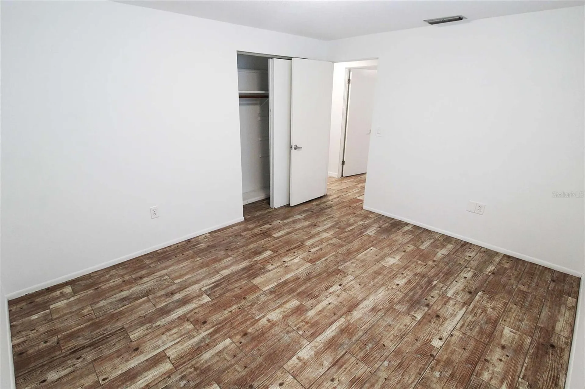 5521 Yorkshire Way Sarasota FL 34231