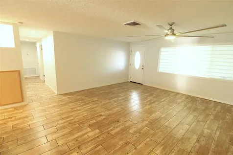 5521 Yorkshire Way Sarasota FL 34231
