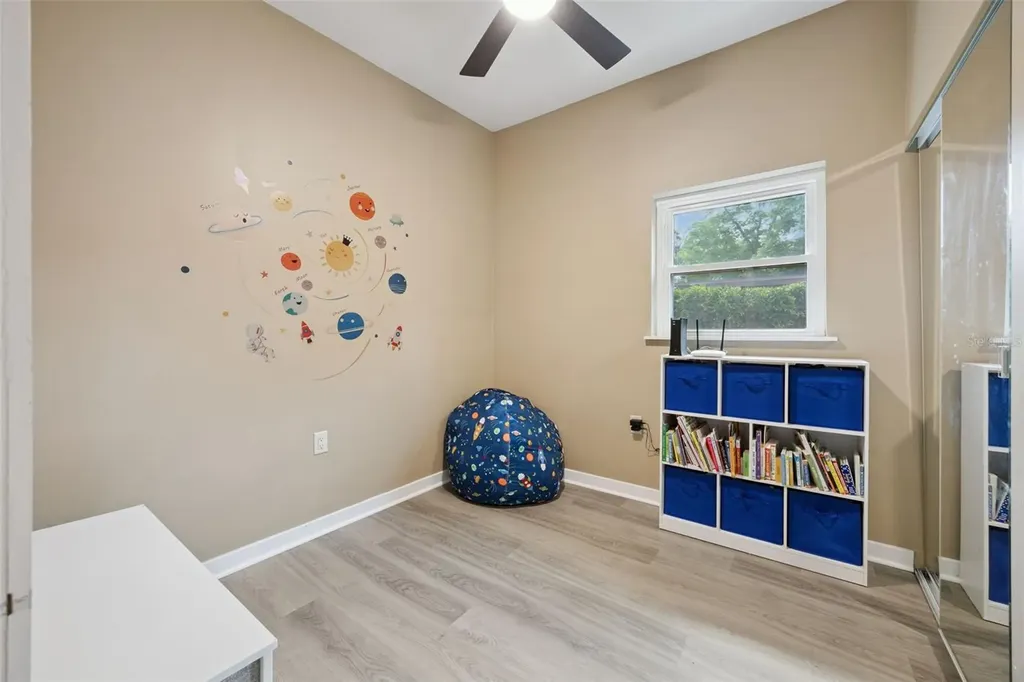 1909 White Avenue Orlando FL 32806