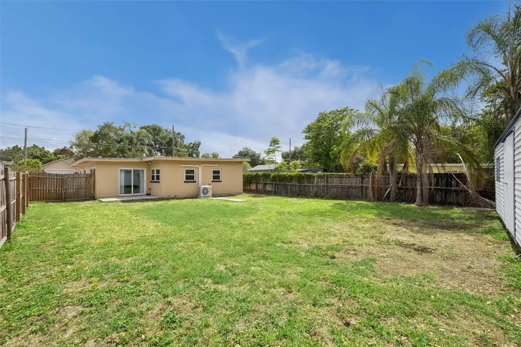 1909 White Avenue Orlando FL 32806